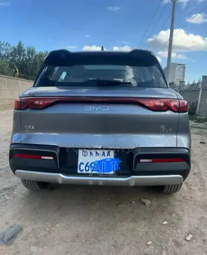BYD Yuan Up 2024 Silver