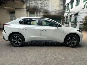 Toyota bZ4X 2023 White