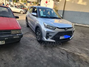 Toyota Raize 2023 Silver