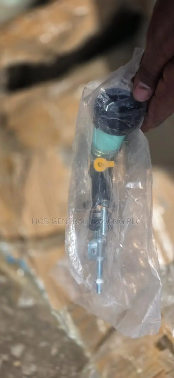 Clutch Master Cylinder PRT No 8-