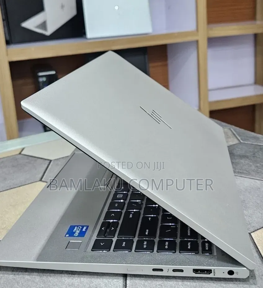 New Laptop HP EliteBook 840 G8 16GB Intel Core i5 SSD 512GB