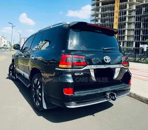 Toyota Land Cruiser 2016
