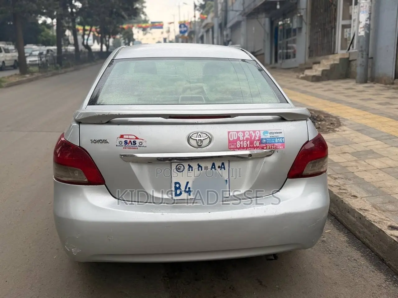 Toyota Yaris 2010 Silver