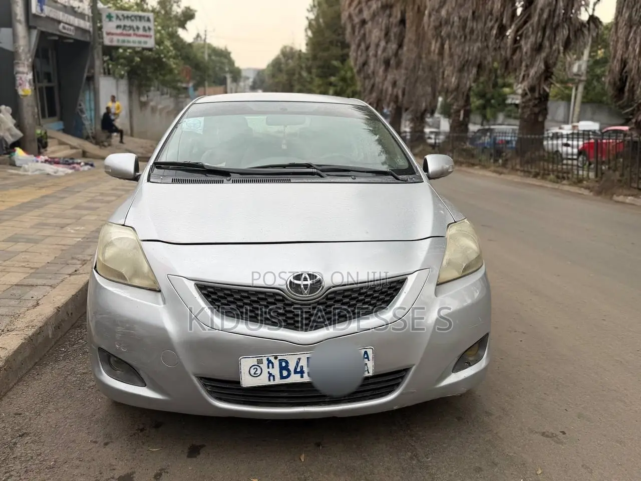Toyota Yaris 2010 Silver