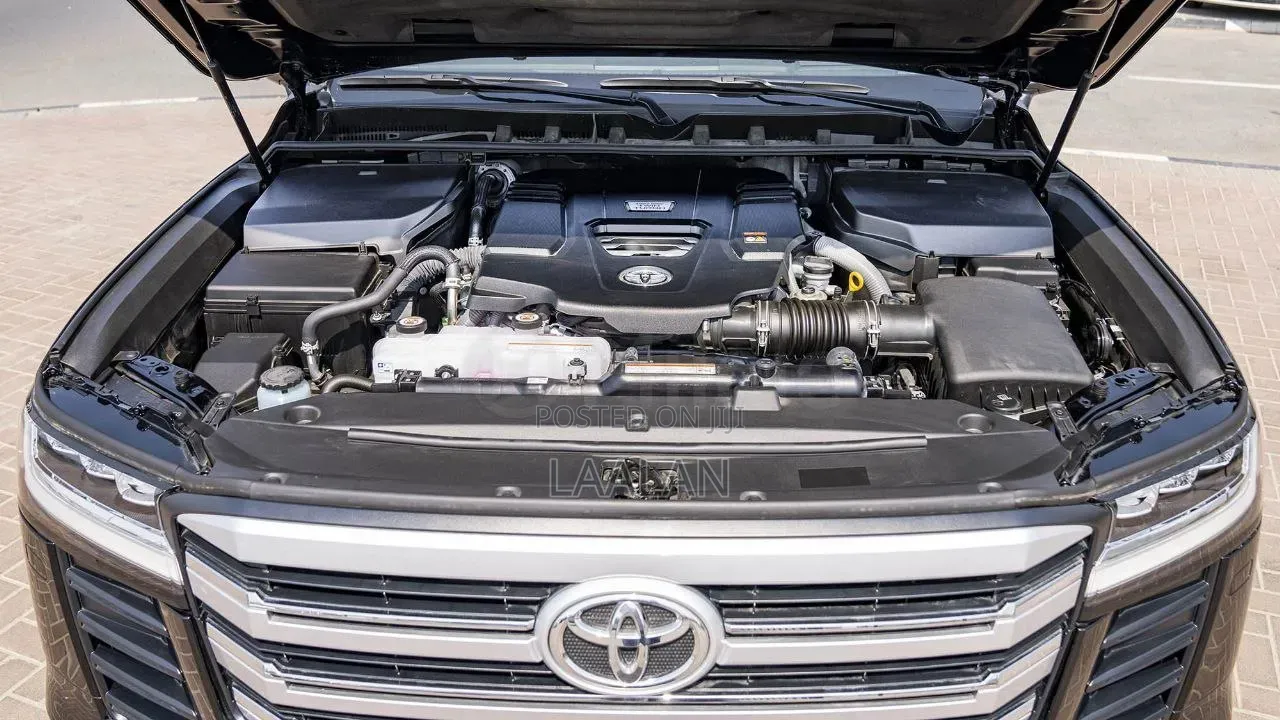 Toyota Land Cruiser 2023 Black