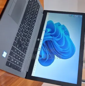 Laptop HP 250 G7 8GB Intel Core i7 SSD 256GB