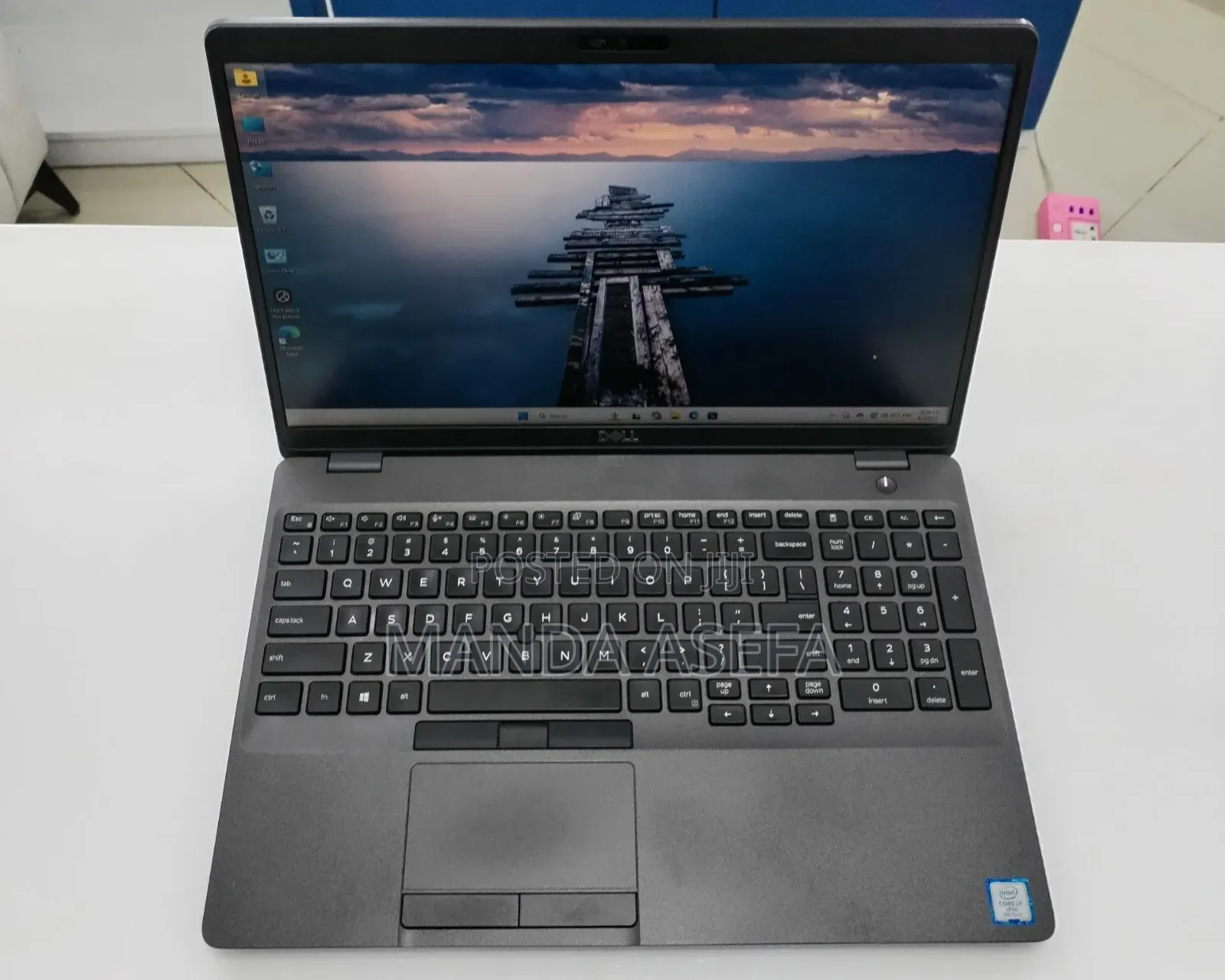 New Laptop Dell Precision 3541 16GB Intel Core i7 SSD 512GB