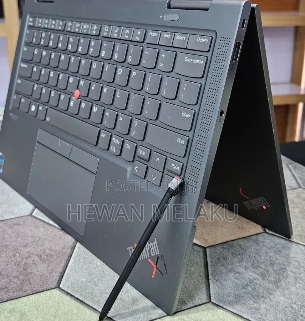 New Laptop Lenovo ThinkPad X1 Yoga 16GB Intel Core i7 SSD 512GB