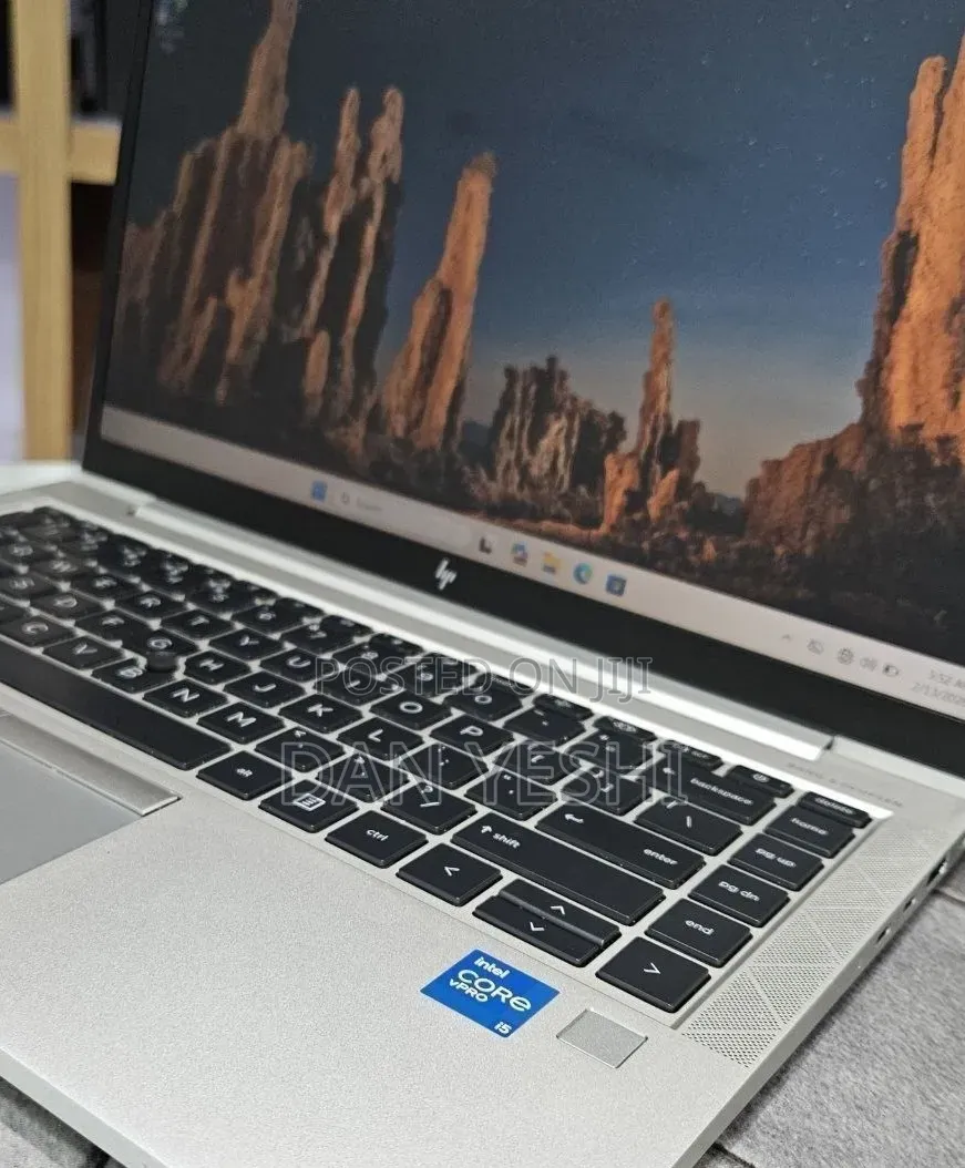 New Laptop HP EliteBook 840 G8 16GB Intel Core i5 SSD 512GB