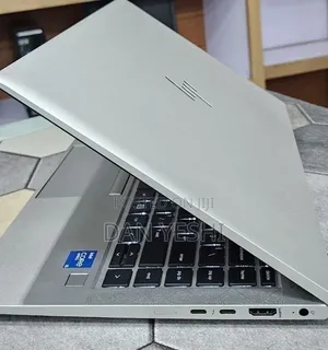 New Laptop HP EliteBook 840 G8 16GB Intel Core i5 SSD 512GB