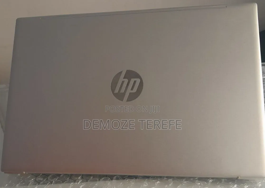 New Laptop HP Pavilion 15 2GB Intel Core i5 SSD 512GB