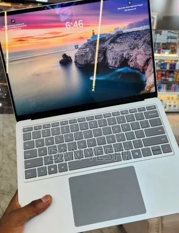 New Laptop Microsoft Surface Laptop 16GB Intel Core i5 SSD 512GB