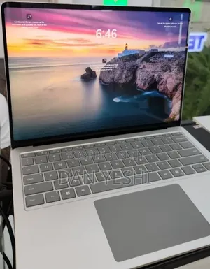 New Laptop Microsoft Surface Laptop 16GB Intel Core i5 SSD 512GB