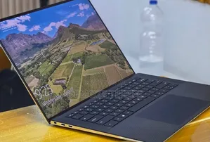New Laptop Dell XPS 15 16GB Intel Core i7 SSD 512GB