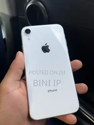 Apple iPhone XR 128 GB White