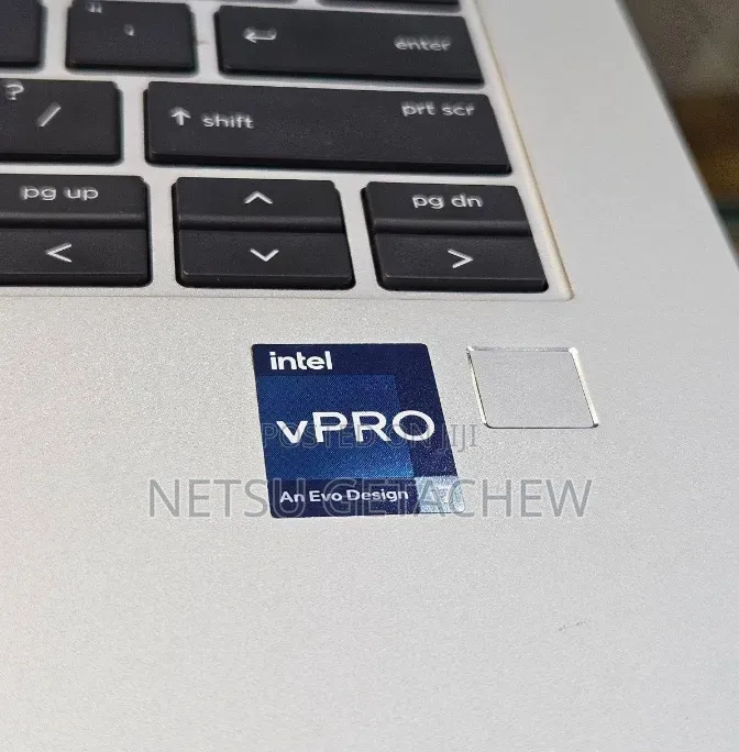 New Laptop HP EliteBook 840 G10 16GB Intel Core i7 SSD 1T