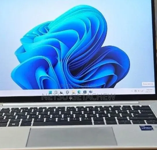 New Laptop HP EliteBook 840 G10 16GB Intel Core i7 SSD 1T