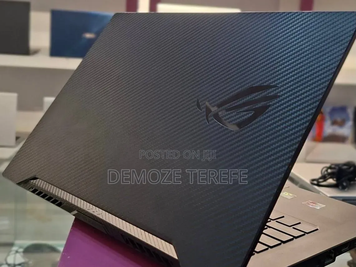 New Laptop Asus ROG Zephyrus G15 16GB AMD Ryzen 7 SSD 512GB