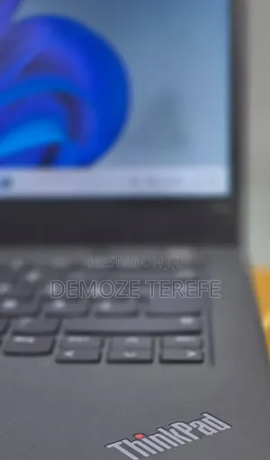 New Laptop Lenovo ThinkPad T14s Gen 2 16GB Intel Core i7 SSD 512GB