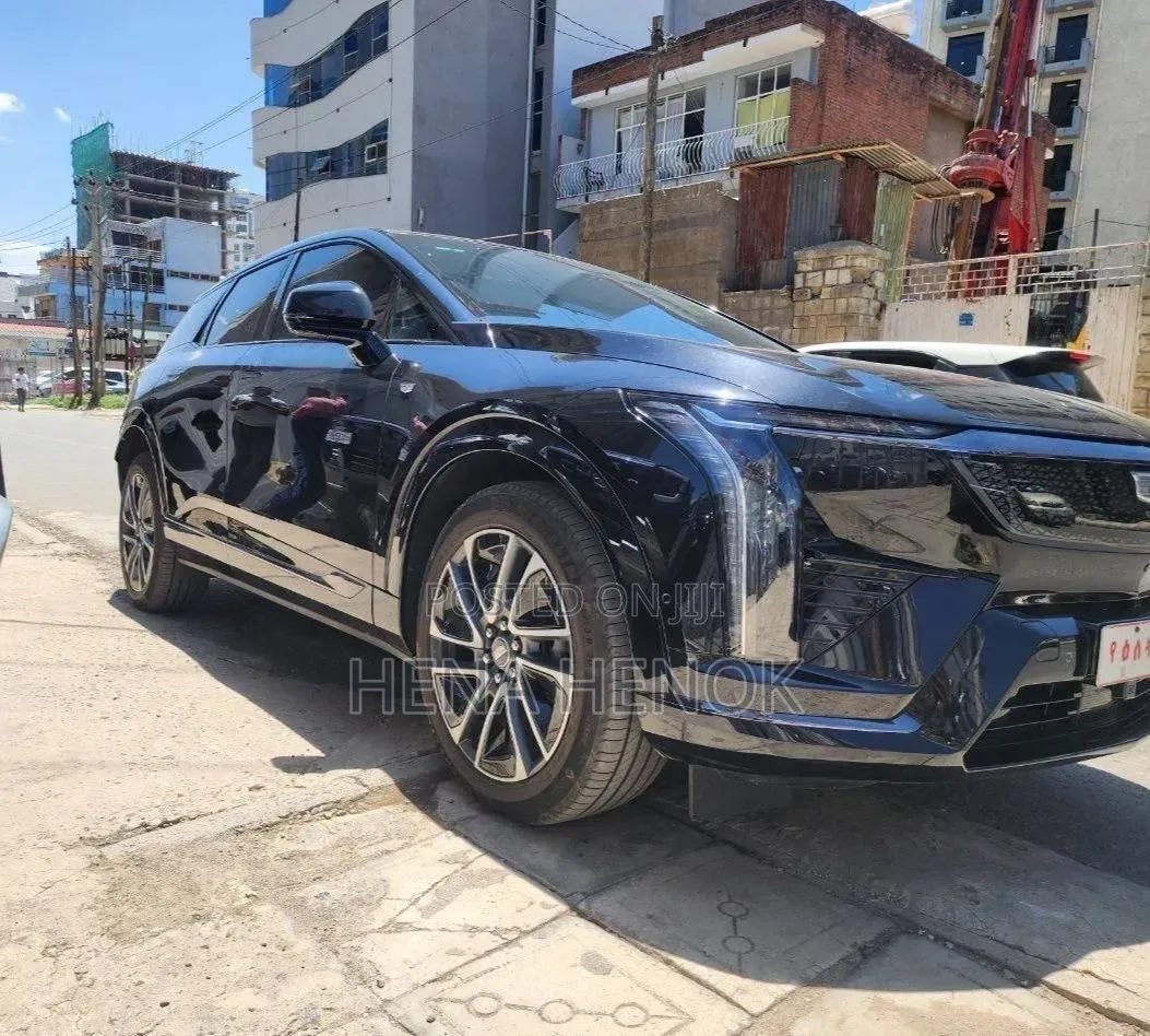 Cadillac OPTIQ 2025 Black