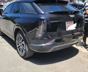 Cadillac OPTIQ 2025 Black