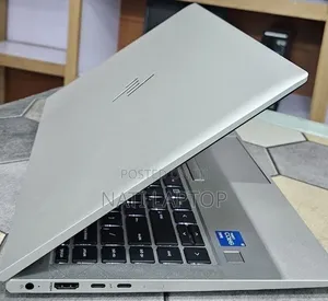 New Laptop HP EliteBook 840 G8 16GB Intel Core i5 SSD 512GB