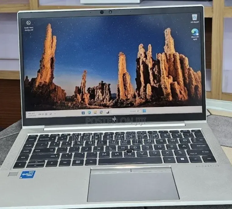 New Laptop HP EliteBook 840 G8 16GB Intel Core i5 SSD 512GB