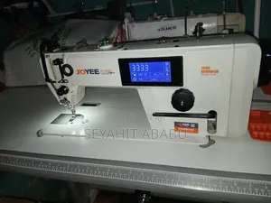 Industrial Sewing Machine