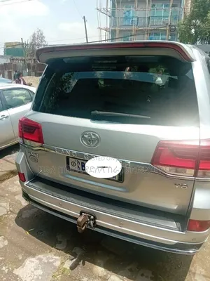 Toyota Land Cruiser 2020 Off white