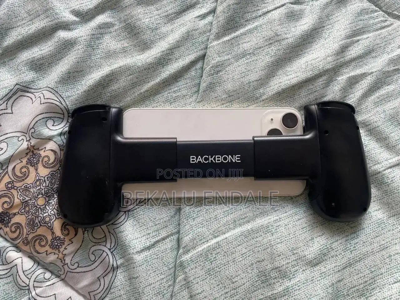 iPhone Gaming Backbone