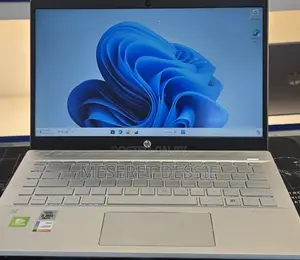 New Laptop HP Pavilion 10 8GB Intel Core i5 SSD 512GB