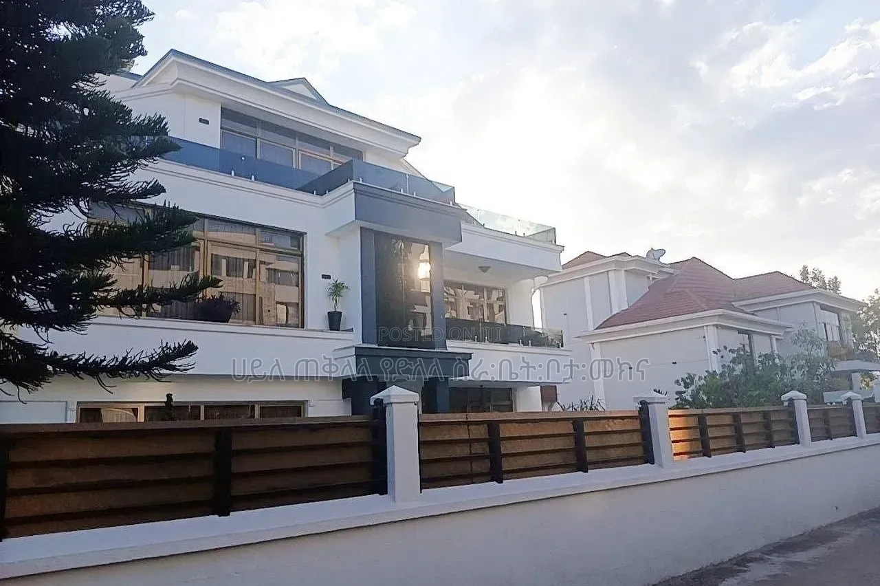 Furnished 10bdrm Townhouse/Terrace in Gift Real State, Yeka for sale