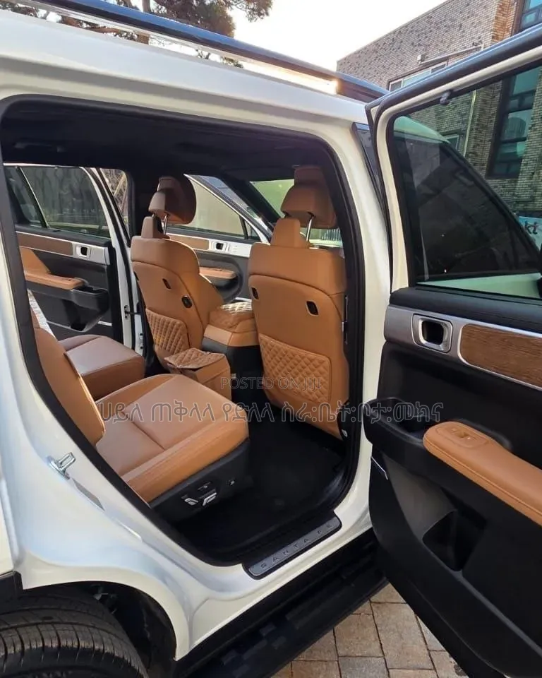 New Hyundai Santa Fe Plug-In Hybrid 2023 Off white