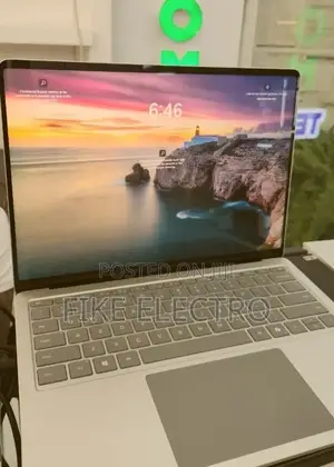 New Microsoft Surface Laptop 7 16GB Qualcomm Snapdragon X Elite 512GB