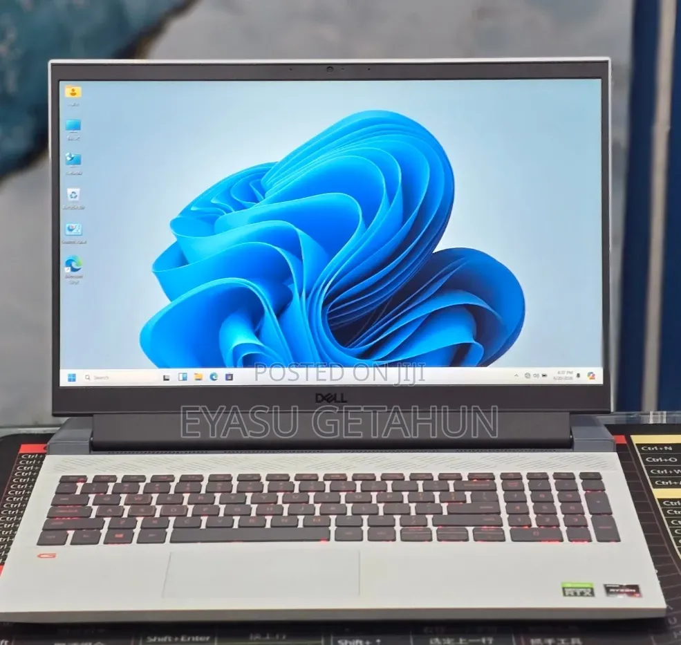 New Laptop Dell G15 5511 8GB AMD Ryzen 7 SSD 512GB