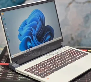 New Laptop Dell G15 5511 8GB AMD Ryzen 7 SSD 512GB