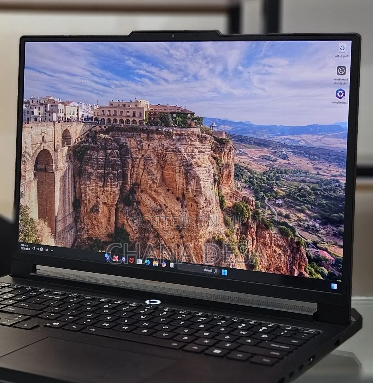 New Laptop Lenovo Legion Pro 7 32GB Intel Core Ultra 9 SSD 1T
