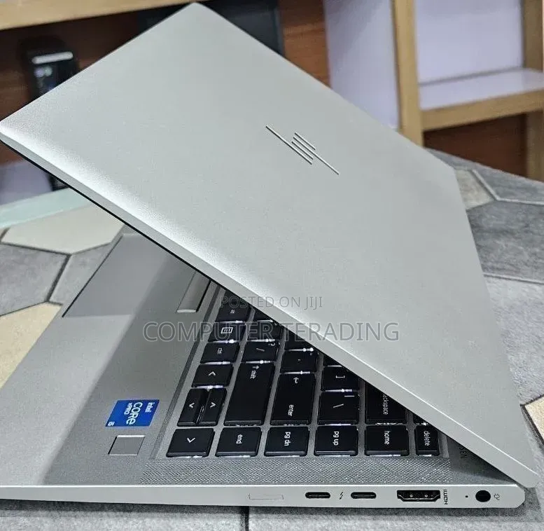 New Laptop HP EliteBook 840 G8 16GB Intel Core i5 SSD 512GB