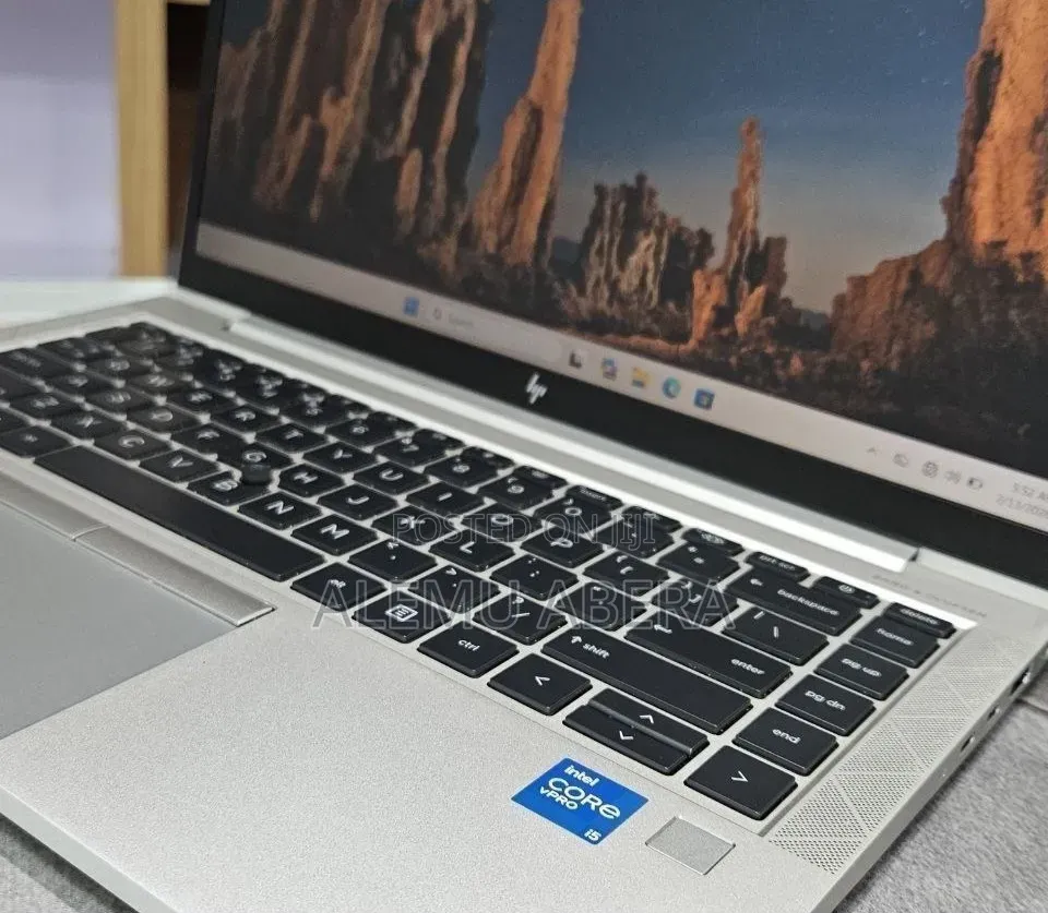New Laptop HP EliteBook 840 G8 16GB Intel Core i5 SSD 512GB