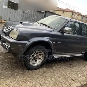 Mitsubishi L200 2005 Blue