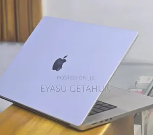 New Laptop Apple MacBook Pro 2021 M1 32GB Apple M1 Pro SSD 512GB