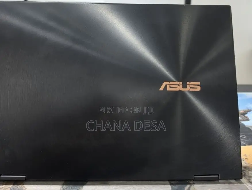 New Laptop Asus 16GB Intel Core i7 SSD 512GB