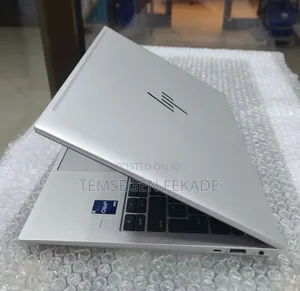 New Laptop HP EliteBook 830 G9 16GB Intel Core i5 SSD 512GB