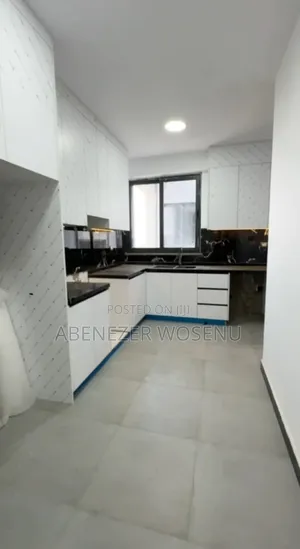 Furnished 3bdrm Apartment in Bole Stadium for sale