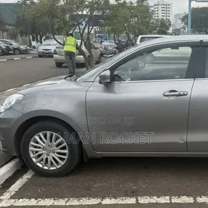 Suzuki Dzire 2022 Silver