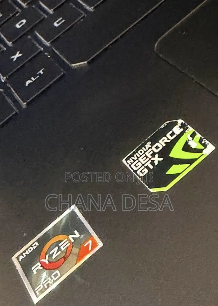 New Laptop Asus 16GB AMD Ryzen 7 SSD 512GB