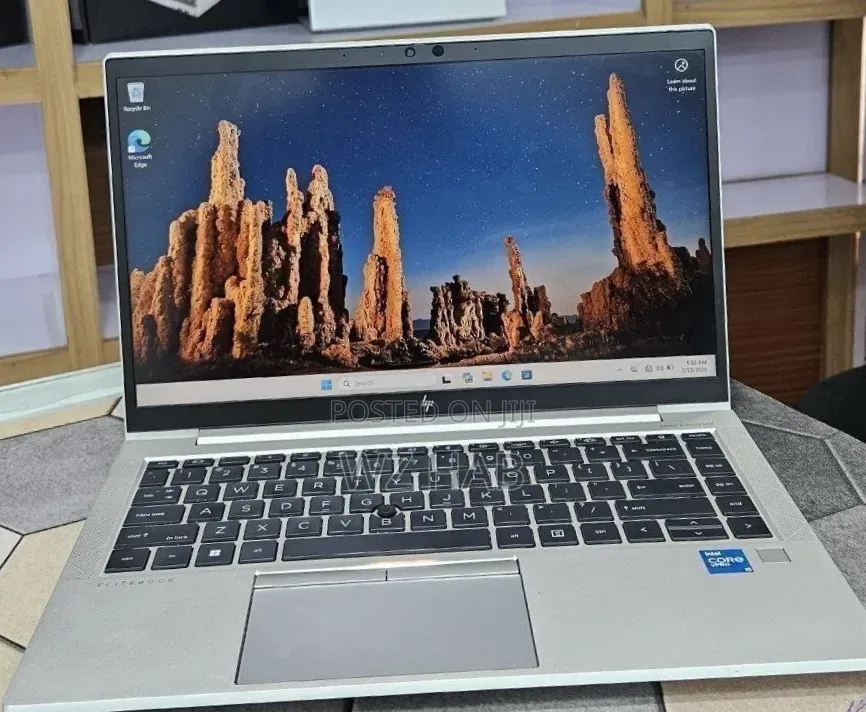 New Laptop HP EliteBook 840 G8 16GB Intel Core i5 SSD 512GB