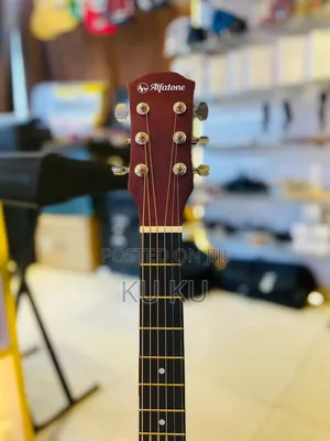 Box Guitar