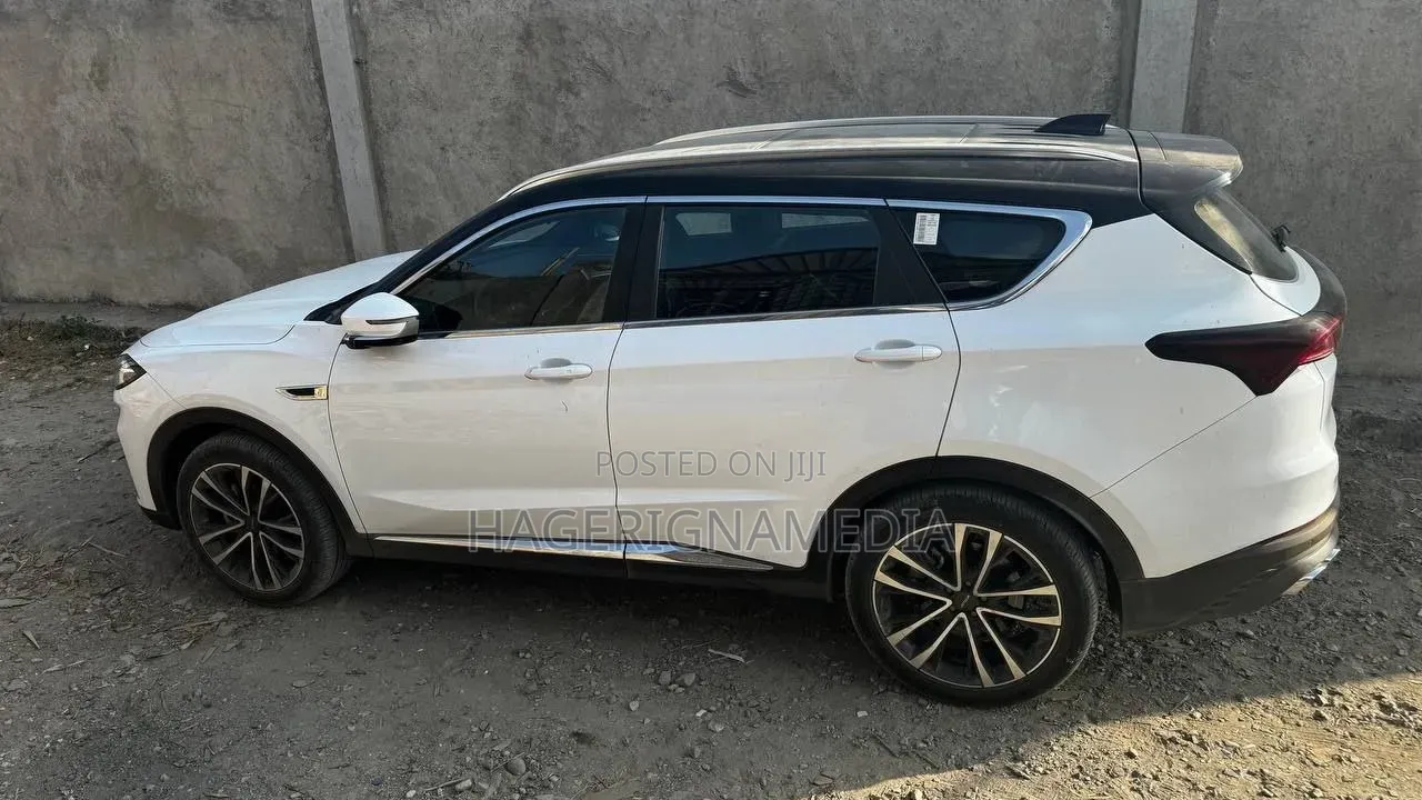 Jetour X70 Plus 2022 White
