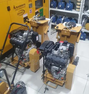 Aspalt Cutter Machine